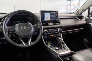 2021  RAV4 Hybride LIMITED **JAMAIS ACCIDENTÉ** CUIR+TOIT+CARPLAY in Charlemagne, Quebec - 6 - w320h240px