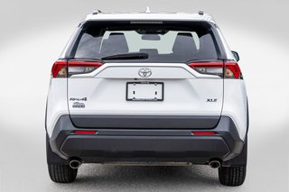 Toyota RAV4 XLE **JAMAIS ACCIDENTÉ+TOIT+MAG+CAMÉRA** 2021 à Charlemagne, Québec - 4 - w320h240px