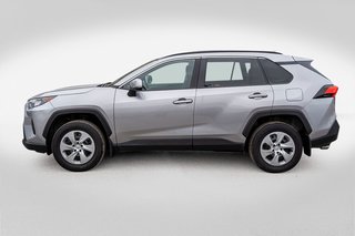 2021 Toyota RAV4 LE AWD **JAMAIS ACCIDENTÉ+CARPLAY+CAMÉRA** in Charlemagne, Quebec - 3 - w320h240px