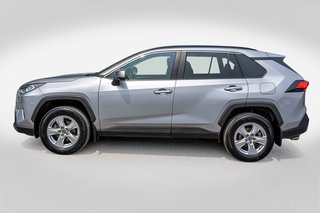 Toyota RAV4 XLE **JAMAIS ACCIDENTÉ+CARPLAY+CAMÉRA+MAG** 2021 à Charlemagne, Québec - 3 - w320h240px