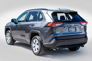 Toyota RAV4 LE **JAMAIS ACCIDENTÉ+CARPLAY+CAMÉRA** 2021 à Charlemagne, Québec - 4 - w320h240px
