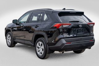 2021 Toyota RAV4 LE **JAMAIS ACCIDENTÉ+CARPLAY+SIÈGES CHAUFFANTS** in Charlemagne, Quebec - 4 - w320h240px
