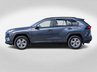 2021 Toyota RAV4 XLE AWD **JAMAIS ACCIDENTÉ+CARPLAY+TOIT+MAG** in Charlemagne, Quebec - 3 - w320h240px