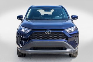 2022 Toyota RAV4 XLE **JAMAIS ACCIDENTÉ+CARPLAY+CAMÉRA+MAG** in Charlemagne, Quebec - 2 - w320h240px