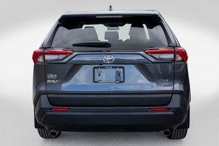 2022 Toyota RAV4 LE AWD **JAMAIS ACCIDENTÉ+CAMÉRA+CARPLAY** in Charlemagne, Quebec - 5 - w320h240px