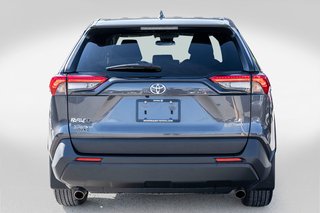 2022 Toyota RAV4 LE AWD **JAMAIS ACCIDENTÉ+CARPLAY+CAMÉRA** in Charlemagne, Quebec - 5 - w320h240px