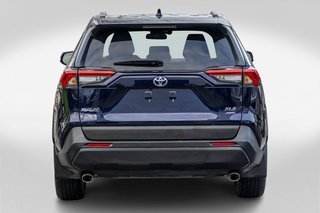 2023 Toyota RAV4 XLE PREMIUM **JAMAIS ACCIDENTÉ+CUIR+TOIT+19PO** in Charlemagne, Quebec - 5 - w320h240px