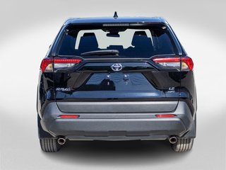 2023 Toyota RAV4 LE AWD**JAMAIS ACCIDENTÉ + SIÈGES AVANT CHAUFFANTS in Charlemagne, Quebec - 4 - w320h240px