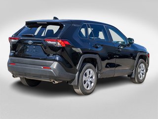 2023 Toyota RAV4 LE AWD**JAMAIS ACCIDENTÉ + SIÈGES AVANT CHAUFFANTS in Charlemagne, Quebec - 5 - w320h240px