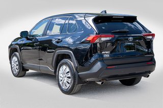 2024 Toyota RAV4 LE AWD **JAMAIS ACCIDENTÉ+CARPLAY+CAMÉRA** in Charlemagne, Quebec - 4 - w320h240px