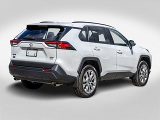 Toyota RAV4 XLE PREMIUM **JAMAIS ACCIDENTÉ+CUIR+TOIT+19PO** 2025 à Saint-Jérôme, Québec - 5 - w320h240px