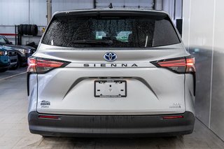 2021  Sienna HYBRIDE XLE AWD **JAMAIS ACCIDENTÉ** CUIR+TOIT in Charlemagne, Quebec - 5 - w320h240px