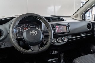 Yaris SE BAS KILOMETRAGE*JAMAIS ACCIDENTÉ* AIR CLIMATISÉ 2015 à Charlemagne, Québec - 6 - w320h240px