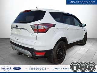 Ford Escape SE 2017 à Rivière-du-Loup, Québec - 5 - w320h240px