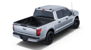 Ford F-150 Lightning XLT 2025 à Rivière-du-Loup, Québec - 3 - w320h240px