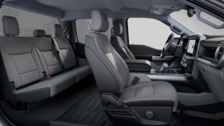 Ford F-150 LIGHTNING XLT 2025 à Rivière-du-Loup, Québec - 6 - w320h240px