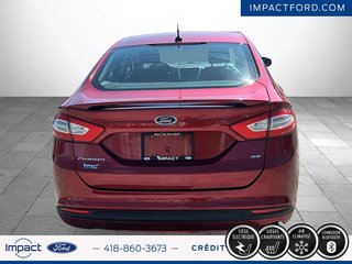 2016 Ford Fusion SE in Rivière-du-Loup, Quebec - 6 - w320h240px