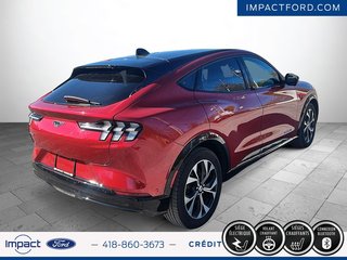 2022 Ford Mustang Mach-E Premium in Rivière-du-Loup, Quebec - 5 - w320h240px
