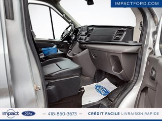 Ford Transit Cargo Van  2022 à Rivière-du-Loup, Québec - 3 - w320h240px