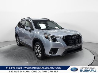 2024 Subaru Forester Touring in Jonquière, Quebec - 2 - w320h240px