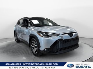 Toyota Corolla Cross  2024 à Jonquière, Québec - 2 - w320h240px