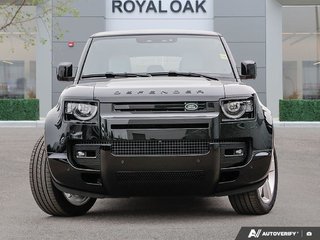 2025  Defender 110 X-Dynamic SE