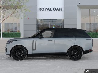 2023 Land Rover Range Rover SE SWB