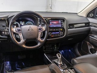 2018 Mitsubishi Outlander PHEV SE, PHEV, TOIT, MAGS, BANCS CHAUFF, CAM, BLUETOOTH in Saint-Jérôme, Quebec - 6 - w320h240px
