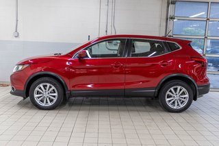 2018 Nissan Qashqai SV, AWD, TOIT, BANCS CHAUFF, CAM REC, 1 PROP in Charlemagne, Quebec - 3 - w320h240px