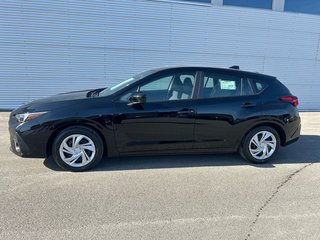 Subaru Impreza 5-Door Convenience 2026 à Charlemagne, Québec - 2 - w320h240px
