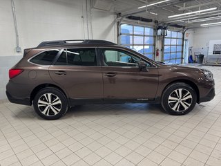 2019 Subaru Outback LIMITED 3.6R, CUIR, TOIT, CARPLAY, BANCS CHAUF,CAM in Charlemagne, Quebec - 4 - w320h240px