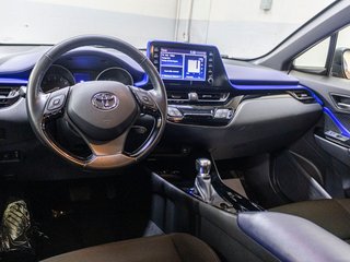 Toyota C-HR LIMITED, CUIR, BLUETOOTH, CAMERA RECUL, BAS KM 2020 à Charlemagne, Québec - 6 - w320h240px