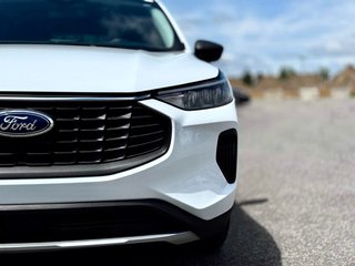 Ford Escape Active 2023 à Notre-Dame-des-Prairies, Québec - 5 - w320h240px