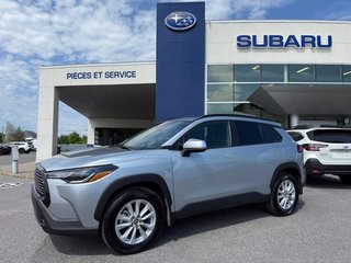 2022 Toyota COROLLA CROSS LE in Notre-Dame-des-Prairies, Quebec - 2 - w320h240px