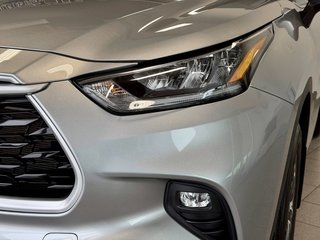 Toyota Highlander XLE 2024 à Notre-Dame-des-Prairies, Québec - 4 - w320h240px