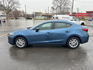 2018 Mazda 3 GS   HEATED SEATS   CAMERA   BLUETOOTH in Hannon, Ontario - 5 - w320h240px
