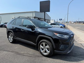 2020 Toyota RAV4 in Sept-Îles, Quebec - 3 - w320h240px
