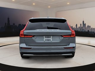 2024 Volvo V60 Cross Country PLUS 2.0L I4 Direct-Injected Turbocharged -inc: start/stop All Wheel Drive