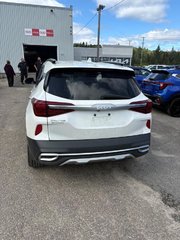 Kia Seltos SX INT ROUGE AWD** JAMAIS ACCIDENTÉ**GARANTIE 10 ANS OU 200 000KM**CUIR**TOIT OUVRANT**BANCS VENTILÉ 2023 à Montréal, Québec - 5 - w320h240px
