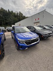 Kia Seltos EX AWD EX AWD **JAMAIS ACCIDENTÉ**GARANTIE 10 ANS OU 200 000 KM**TOIT OUVRANT**VOLANT CHAUFFANT** 2025 à Montréal, Québec - 3 - w320h240px