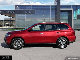 2017 Nissan Pathfinder SV