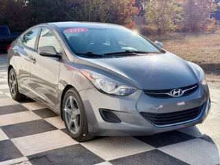 2013 Hyundai Elantra GL | FM/CD/Bluetooth, Heated Seats, Power Windows in COLDBROOK, Nova Scotia - 3 - w320h240px