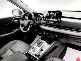 Mitsubishi Outlander SEL, keyless entry, backup camera, Bluetooth 2024 à Kentville, Nouvelle-Écosse - 6 - w320h240px