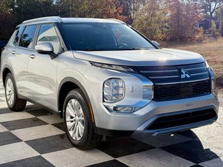 2025 Mitsubishi Outlander SE S-AWC in Kentville, Nova Scotia - 3 - w320h240px