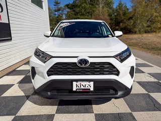 Toyota RAV4 LE | AWD SUV | Bluetooth Enabled 2024 à COLDBROOK, Nouvelle-Écosse - 2 - w320h240px