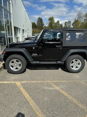 2016 Jeep Wrangler Sport in Lachute, Quebec - 3 - w320h240px