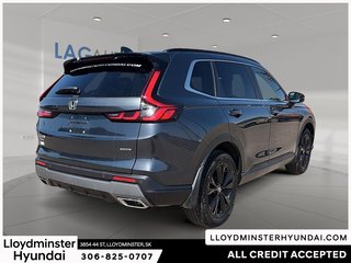 2023 Honda CR-V HYBRID Touring in Lloydminster, Saskatchewan - 5 - w320h240px