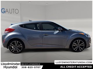 2016 Hyundai Veloster SE in Lloydminster, Saskatchewan - 5 - w320h240px
