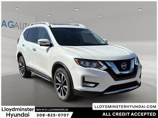 2018 Nissan Rogue SL in Lloydminster, Saskatchewan - 3 - w320h240px