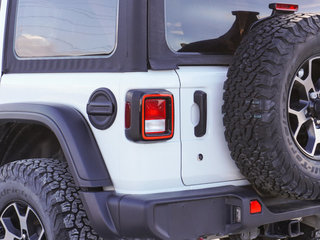 2018 Jeep Wrangler Unlimited Rubicon $0 Down $227 Weekly Payment / 72 mths in Ajax, Ontario at Lakeridge Auto Gallery - 6 - w320h240px
